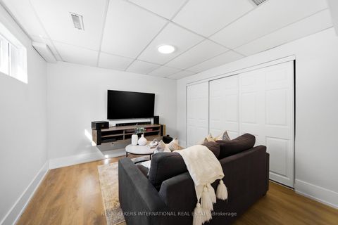 Photo 39 at 41 Camlaren Crescent, Kleinburg, Vaughan