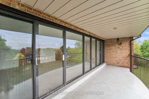 Photo 10 at 403 - 337 Simcoe Street N, O'Neill, Oshawa
