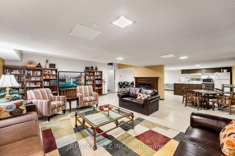 Photo 31 at 403 - 337 Simcoe Street N, O'Neill, Oshawa