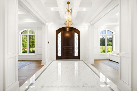 Photo 3 at 920 18TH Side Road, King City, King