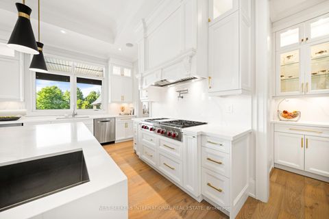 Photo 11 at 920 18TH Side Road, King City, King