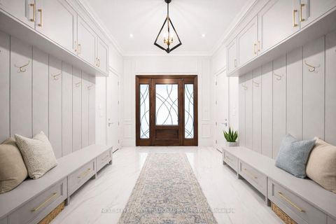 Photo 13 at 920 18TH Side Road, King City, King