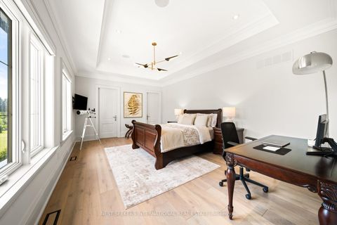 Photo 24 at 920 18TH Side Road, King City, King