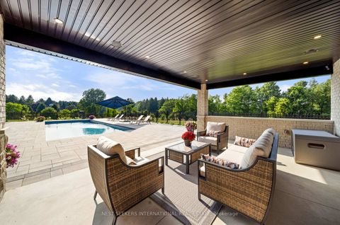 Photo 37 at 920 18TH Side Road, King City, King