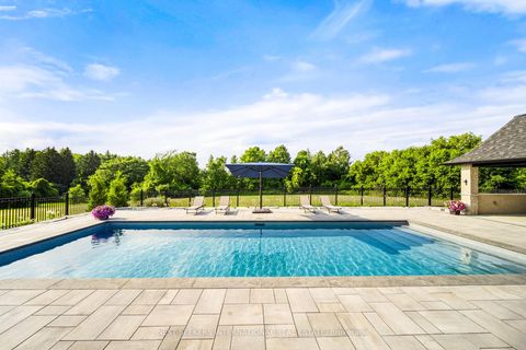 Photo 40 at 920 18TH Side Road, King City, King