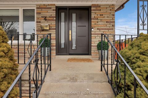 Photo 2 at 4 Gatewood Crescent, Humber Valley, Toronto