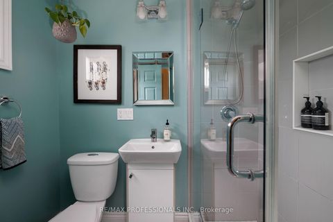 Photo 25 at 4 Gatewood Crescent, Humber Valley, Toronto