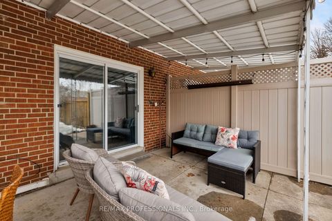 Photo 40 at 4 Gatewood Crescent, Humber Valley, Toronto