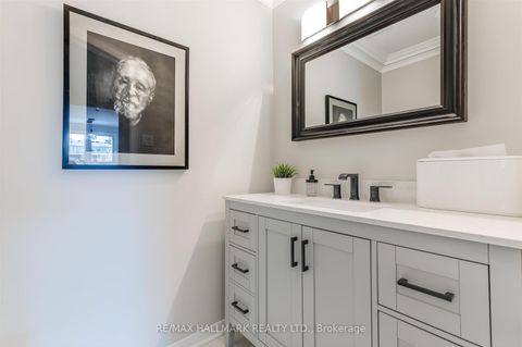 Photo 15 at 136 Mossgrove Trail, Windfields, Toronto