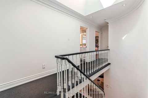 Photo 19 at 136 Mossgrove Trail, Windfields, Toronto