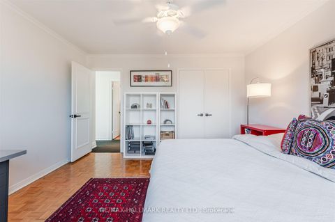 Photo 28 at 136 Mossgrove Trail, Windfields, Toronto