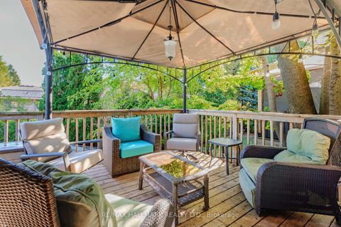 Photo 39 at 136 Mossgrove Trail, Windfields, Toronto