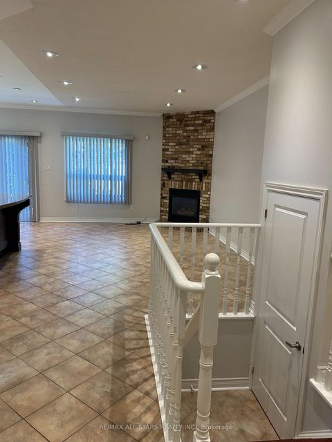 Photo 12 at 171 Shaftsbury Avenue, Westbrook, Richmond Hill