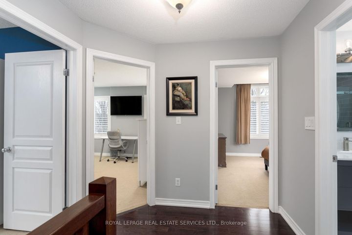 Photo 27 at 2213 Littondale Lane, BC Bronte Creek, Oakville