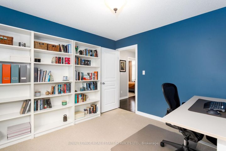 Photo 29 at 2213 Littondale Lane, BC Bronte Creek, Oakville