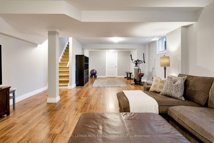 Photo 36 at 2213 Littondale Lane, BC Bronte Creek, Oakville