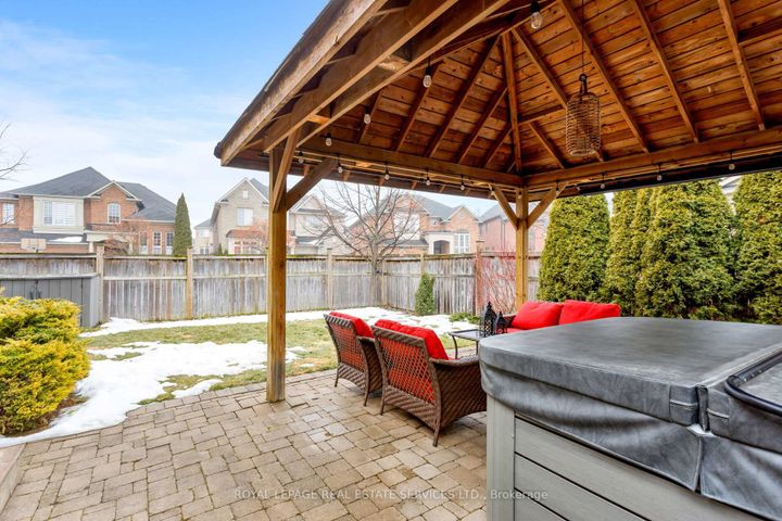 Photo 44 at 2213 Littondale Lane, BC Bronte Creek, Oakville