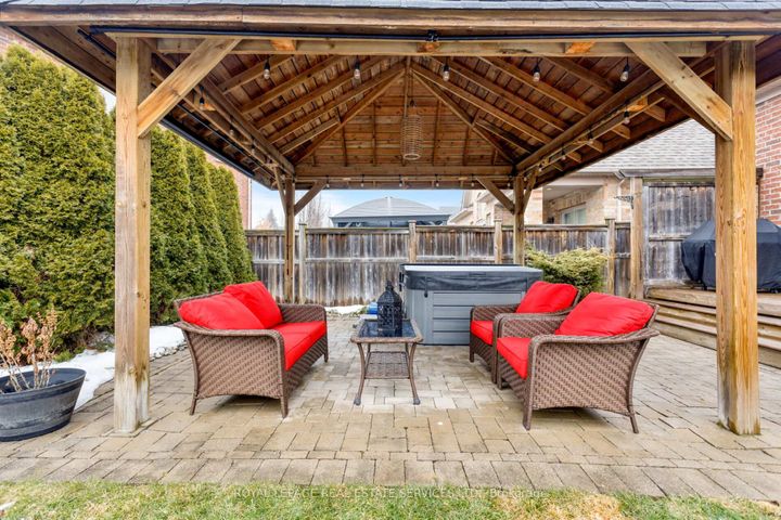 Photo 45 at 2213 Littondale Lane, BC Bronte Creek, Oakville