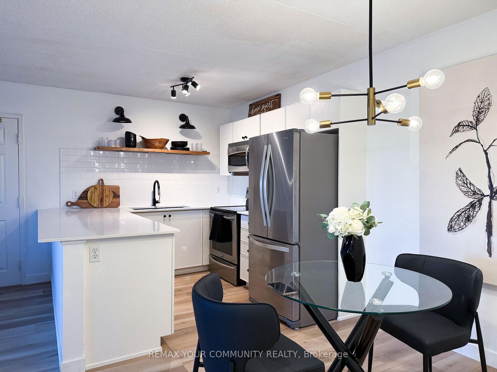 210 - 1800 Walker's Line, Palmer, Burlington 