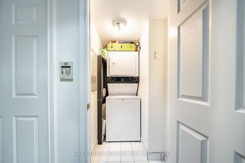 Photo 19 at 1221 - 168 Simcoe Street, Waterfront Communities C1, Toronto