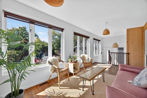 Photo 14 at 209 Newholme Circle, Stroud, Innisfil