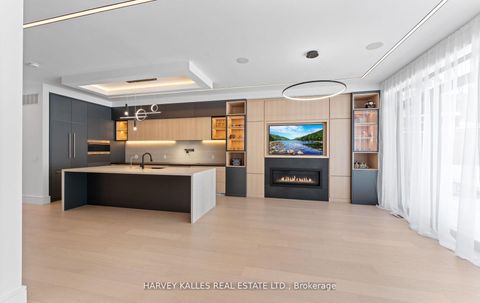 Photo 9 at 656 Oriole Parkway, Eglinton, Toronto