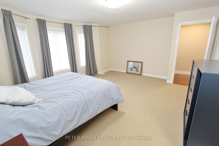 Photo 25 at 19 Seabreeze Avenue, Patterson, Vaughan