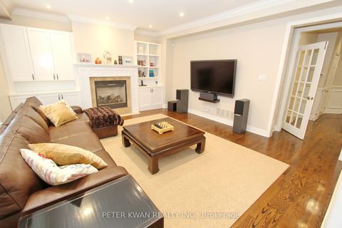 Photo 6 at 19 Seabreeze Avenue, Patterson, Vaughan