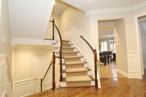 Photo 13 at 19 Seabreeze Avenue, Patterson, Vaughan