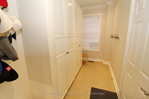 Photo 17 at 19 Seabreeze Avenue, Patterson, Vaughan