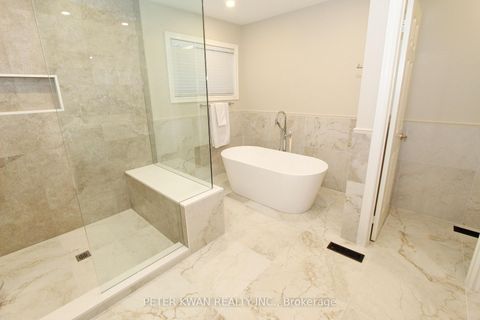 Photo 18 at 19 Seabreeze Avenue, Patterson, Vaughan
