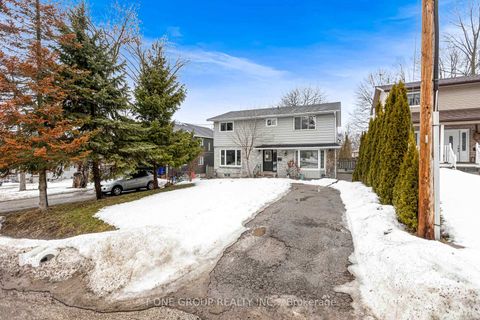 Photo 2 at 308 Miami Drive, Keswick South, Georgina