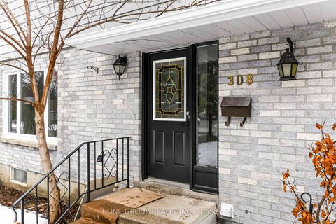 Photo 3 at 308 Miami Drive, Keswick South, Georgina