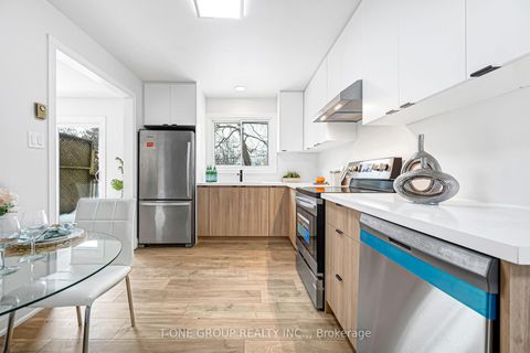 Photo 19 at 308 Miami Drive, Keswick South, Georgina