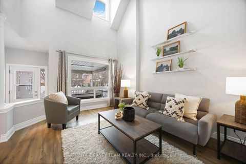 Photo 6 at 140 Vipond Road, Brooklin, Whitby