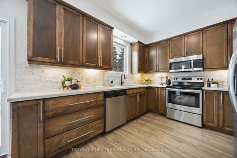 Photo 15 at 140 Vipond Road, Brooklin, Whitby