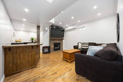 Photo 35 at 140 Vipond Road, Brooklin, Whitby