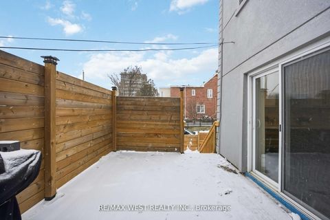 Photo 16 at 902 Woodbine Avenue, Woodbine Corridor, Toronto