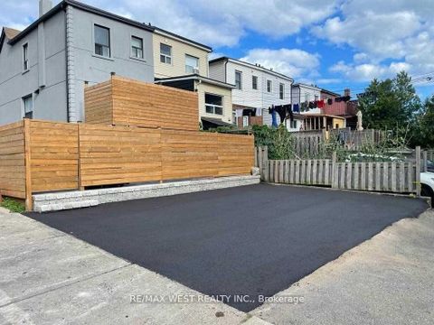 Photo 45 at 902 Woodbine Avenue, Woodbine Corridor, Toronto