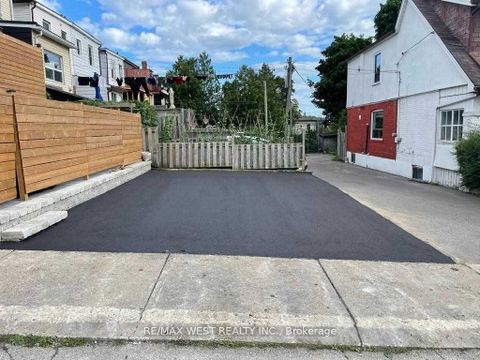 Photo 47 at 902 Woodbine Avenue, Woodbine Corridor, Toronto