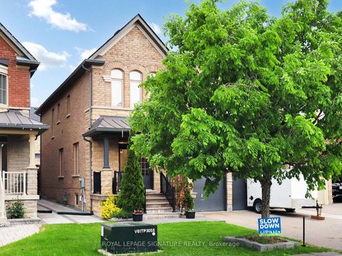 Photo 1 at 46 Kincardine Street, Kleinburg, Vaughan