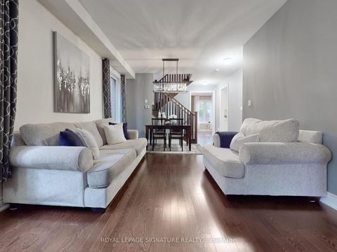 Photo 6 at 46 Kincardine Street, Kleinburg, Vaughan