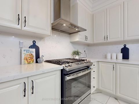 Photo 19 at 46 Kincardine Street, Kleinburg, Vaughan