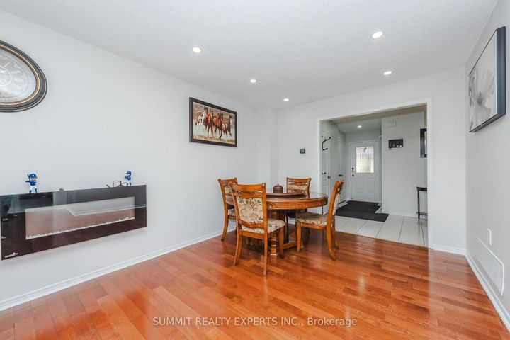 Photo 7 at 70 Wildberry Crescent, Wellington, Brampton