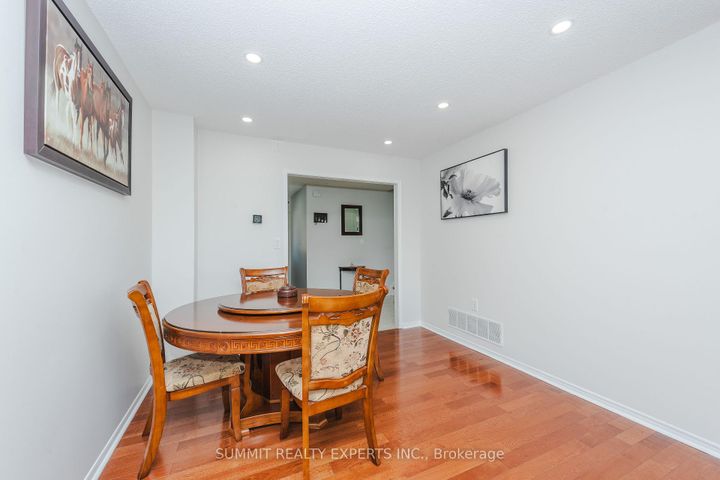 Photo 8 at 70 Wildberry Crescent, Wellington, Brampton