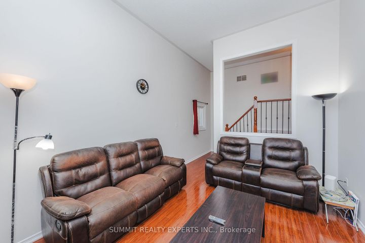 Photo 20 at 70 Wildberry Crescent, Wellington, Brampton