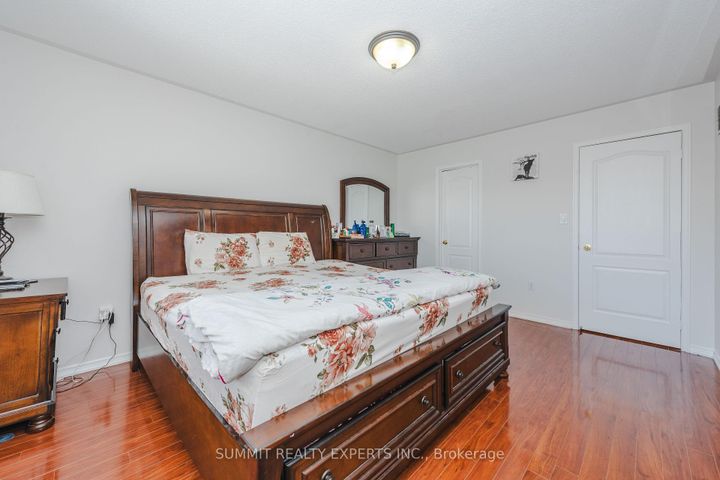 Photo 23 at 70 Wildberry Crescent, Wellington, Brampton