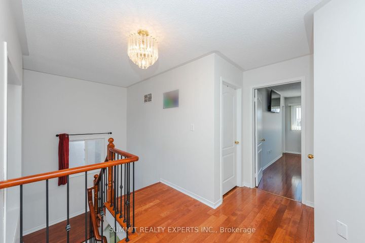 Photo 34 at 70 Wildberry Crescent, Wellington, Brampton