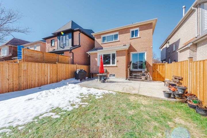 Photo 46 at 70 Wildberry Crescent, Wellington, Brampton