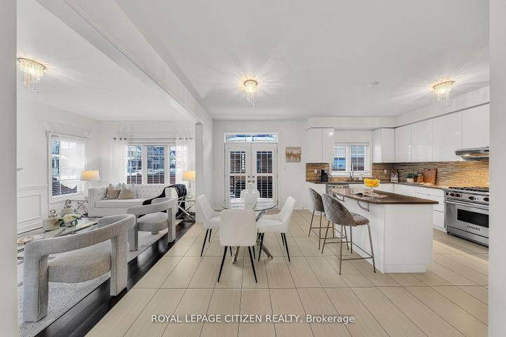 Photo 12 at 1882 Esterbrook Drive, Taunton, Oshawa